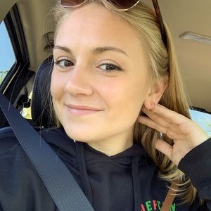 Meet your Posher, Jada